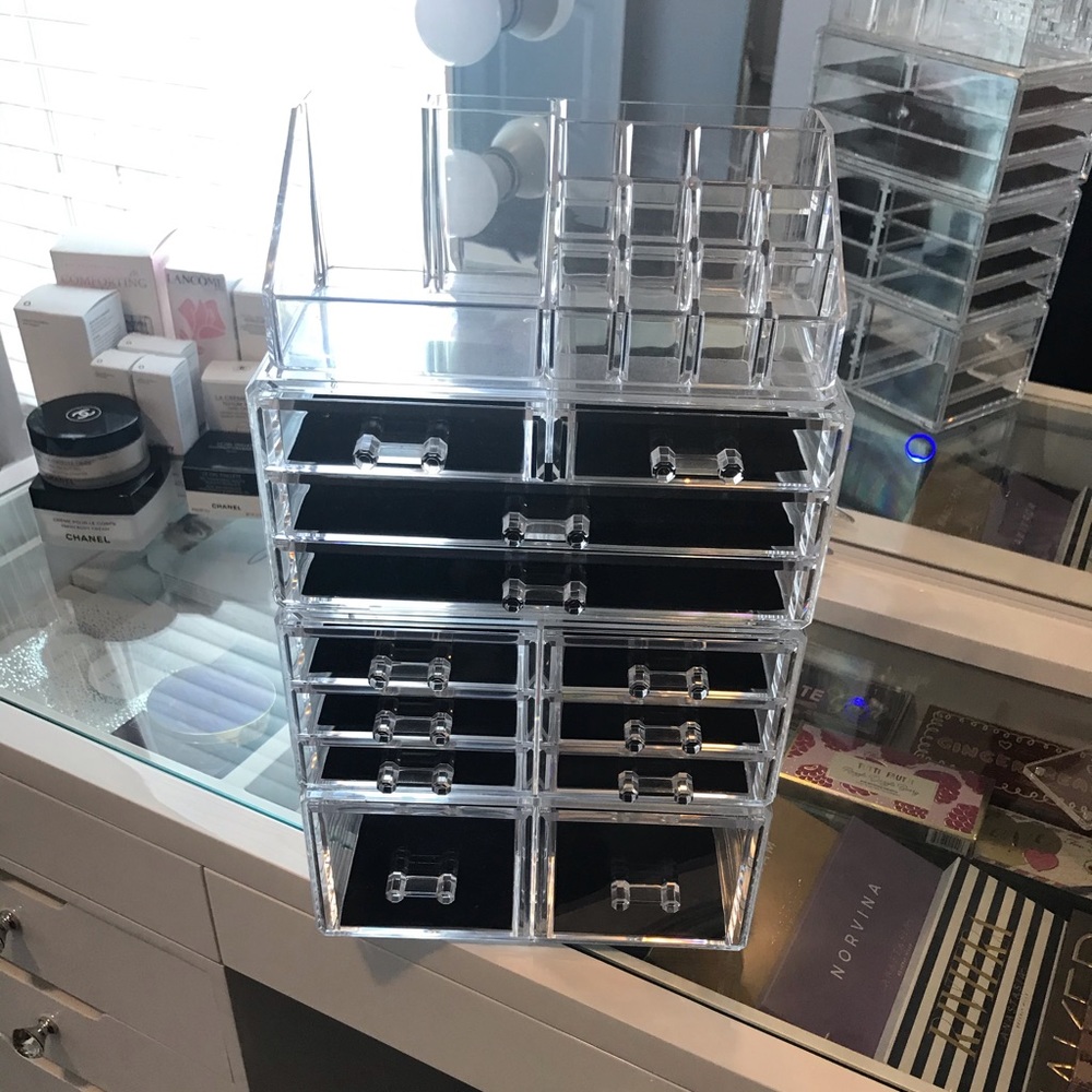 Makeup Organizer